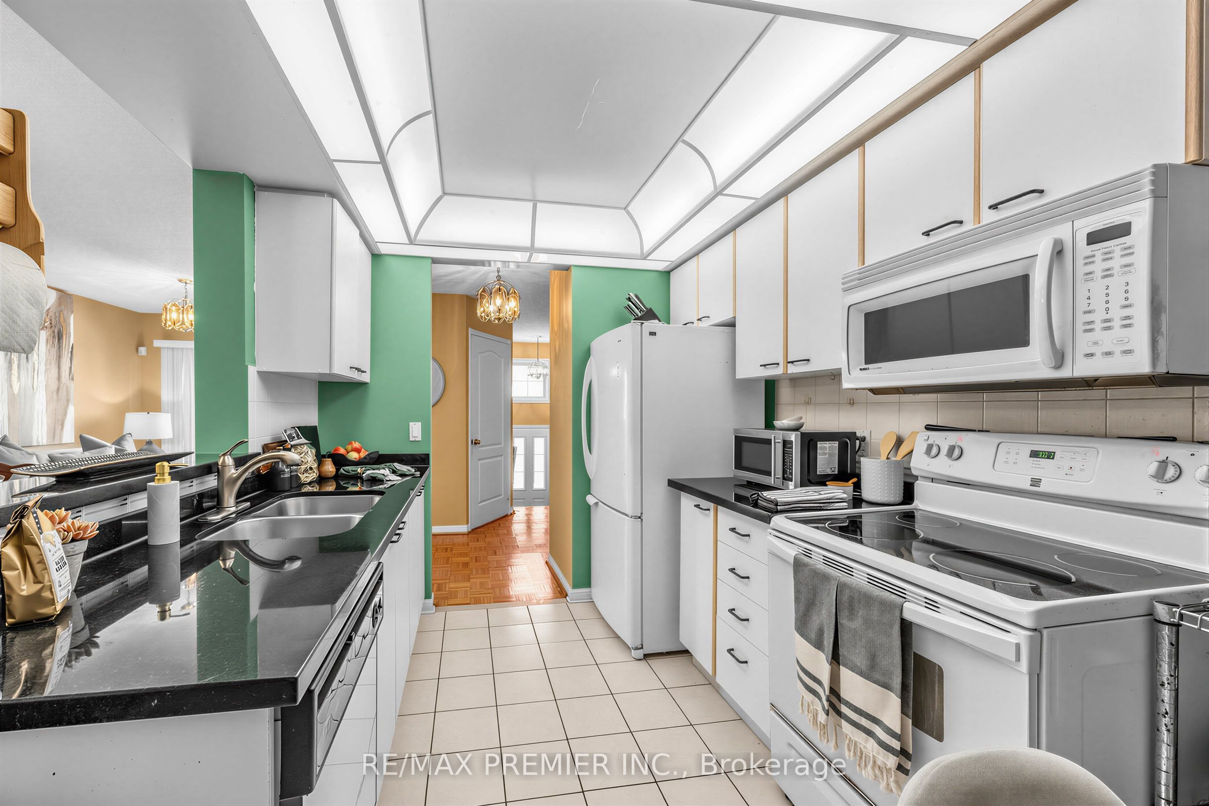 1400 The Esplanade N 602, Pickering, ON L1V 6V2 photo 5
