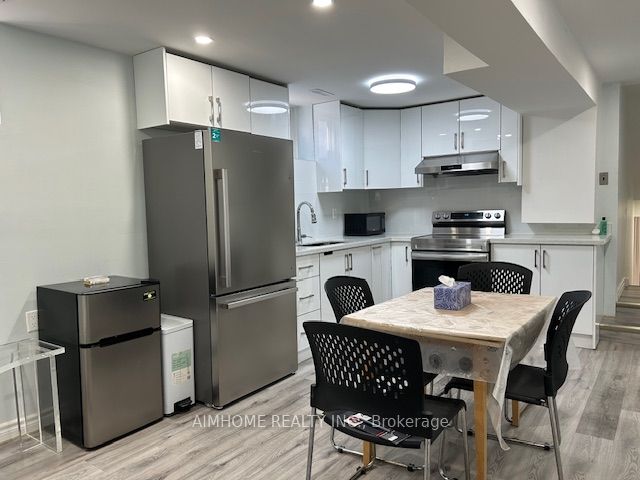 47 Hepscott Terrace Lower level, Toronto, ON M1W 1C9 photo 3