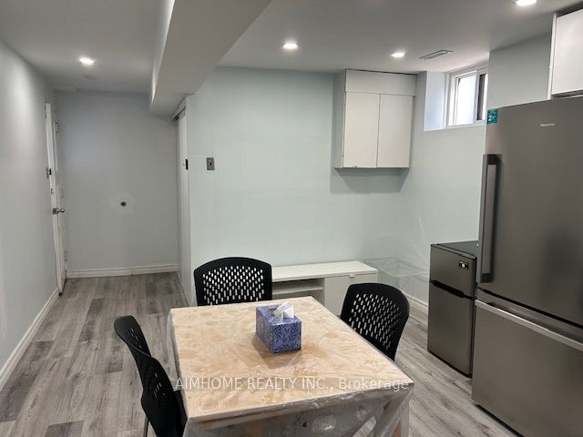 47 Hepscott Terrace Lower level, Toronto, ON M1W 1C9 photo 4