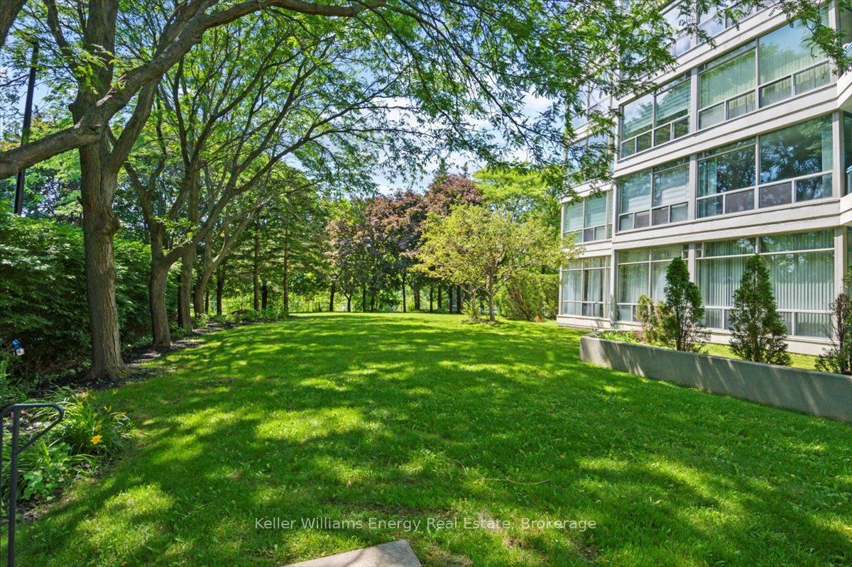 4727 Sheppard Avenue E 312, Toronto, ON M1S 5B3 photo 4