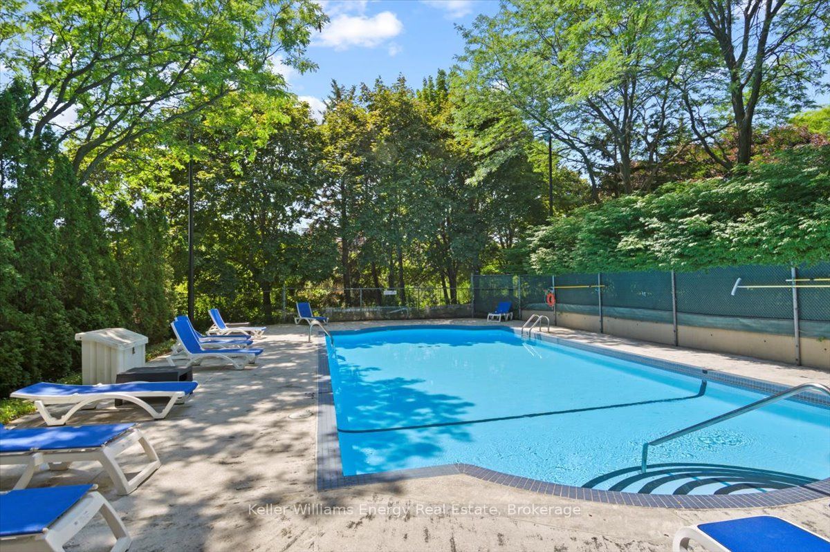 4727 Sheppard Avenue E 312, Toronto, ON M1S 5B3 photo 5
