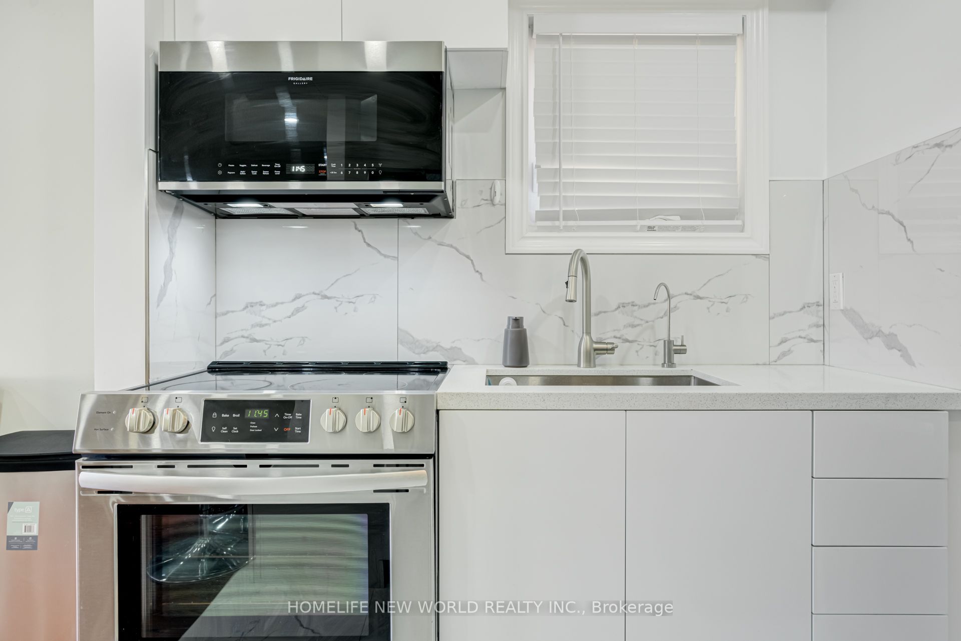 89 Chatfield Drive, Ajax, ON L1T 2J4 photo 4