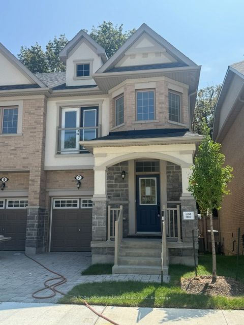 7 Deer Creek Court, Toronto, ON M1C 1N8