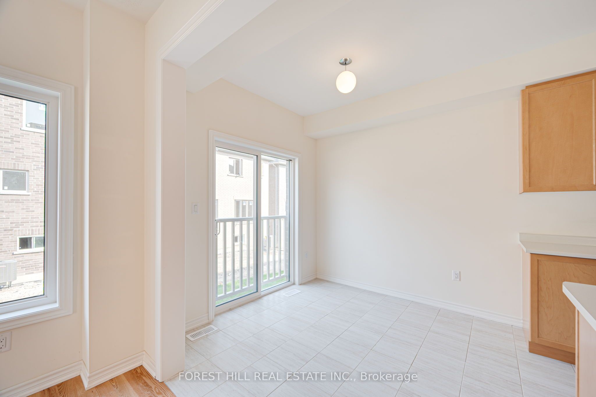 2429 Angora Street, Pickering, ON L1X 2R2 photo 5