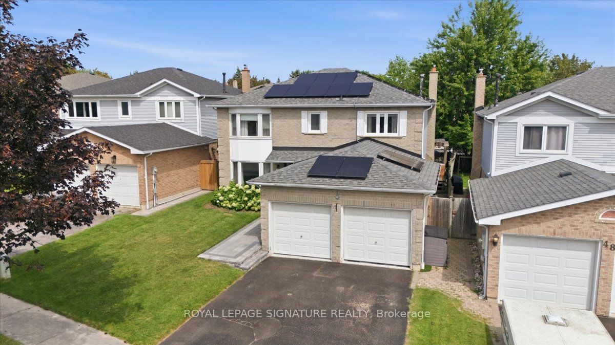 50 Lumsden Crescent, Whitby, ON L1R 1G5