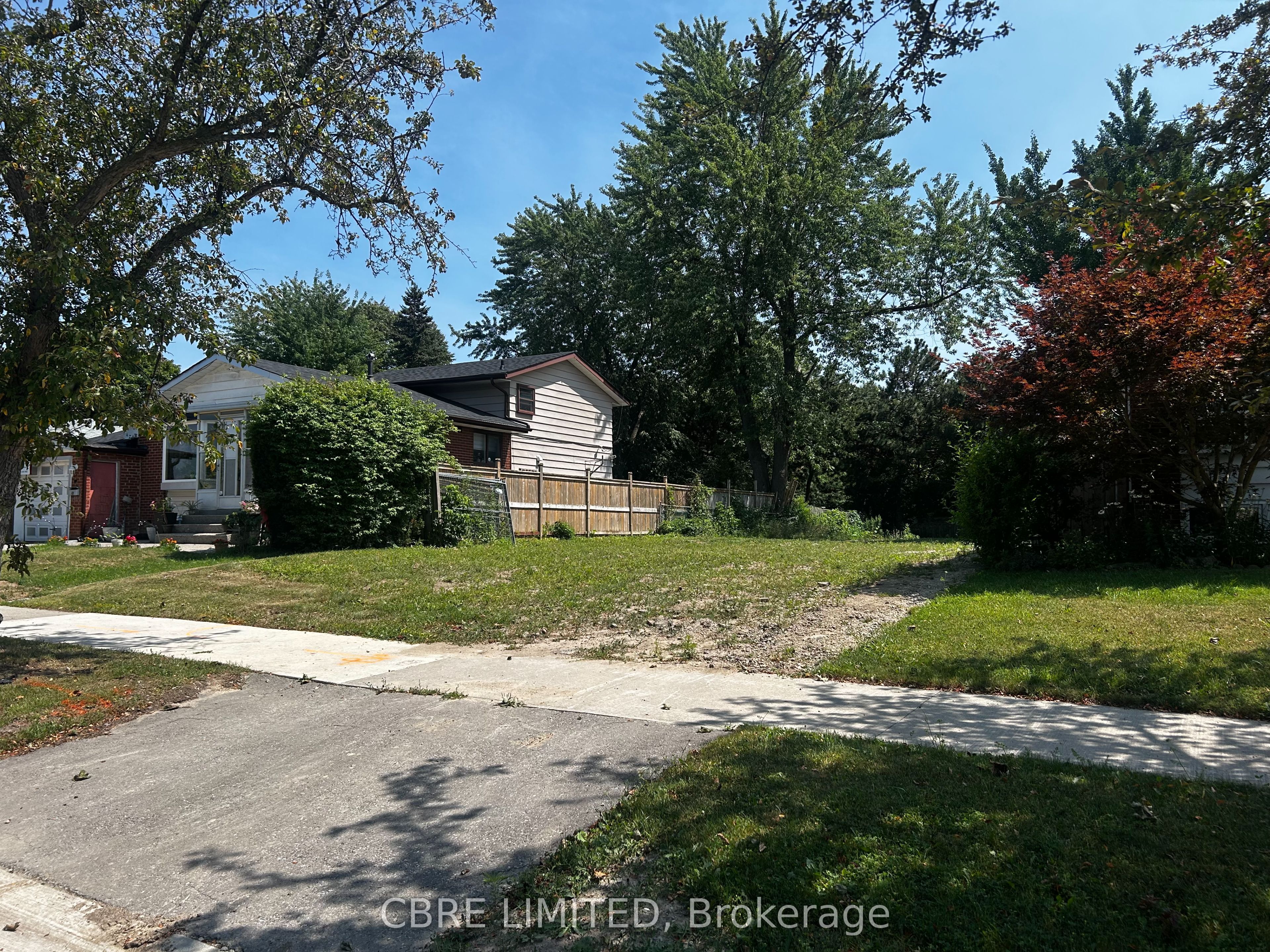 46 Howell Square, Toronto, ON M1B 1C4 photo 5
