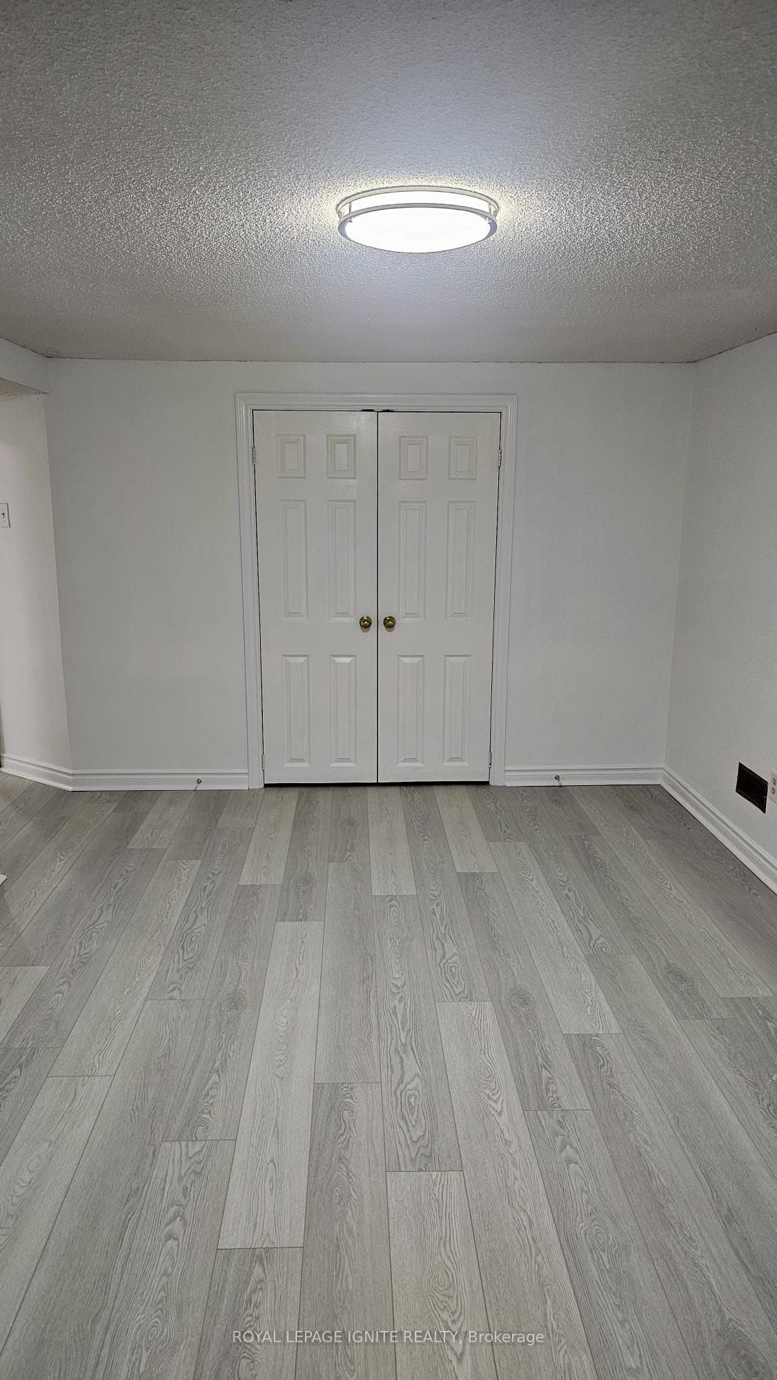 4046 Ellesmere Road BSMT, Toronto, ON M1C 1J2 photo 4