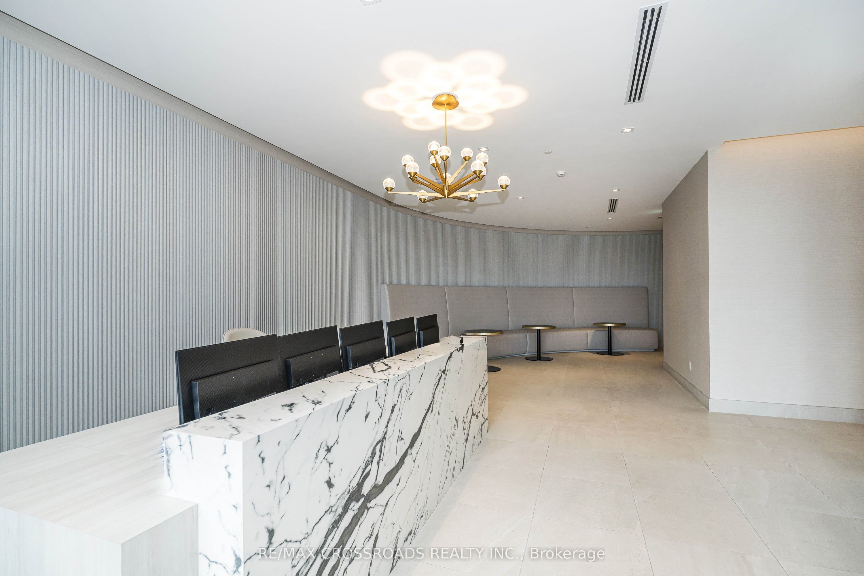 20 Deans Drive 411, Toronto, ON M1L 0J7 photo 4