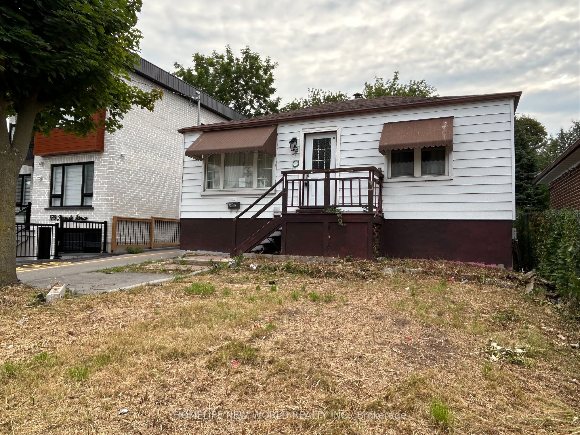 177 Magnolia Avenue, Toronto, ON M1K 3K7