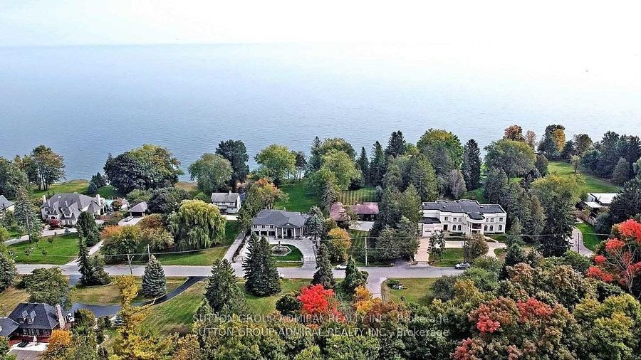 48 Meadowcliffe Drive, Toronto, ON M1M 2X9