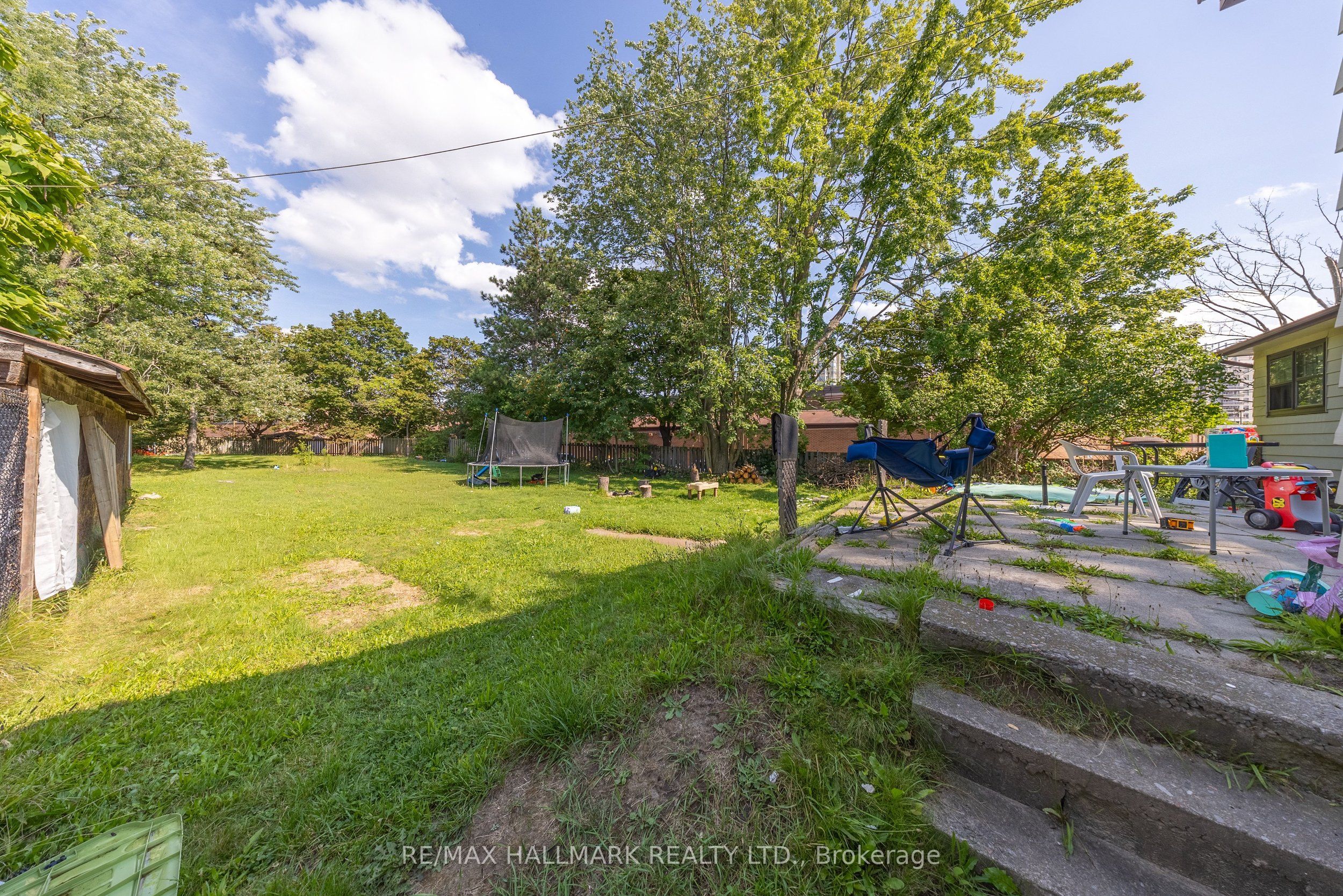 1911 Glenview Road, Pickering, ON L1V 1W9 photo 4