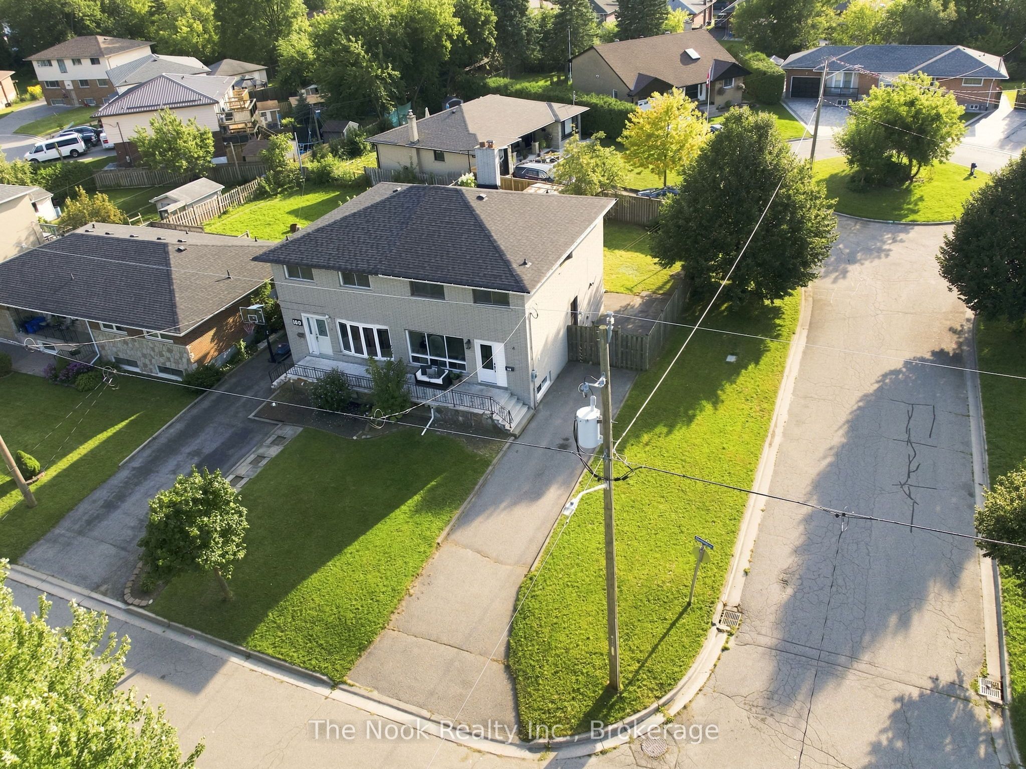 98 Durham Street, Oshawa, ON L1J 5P8