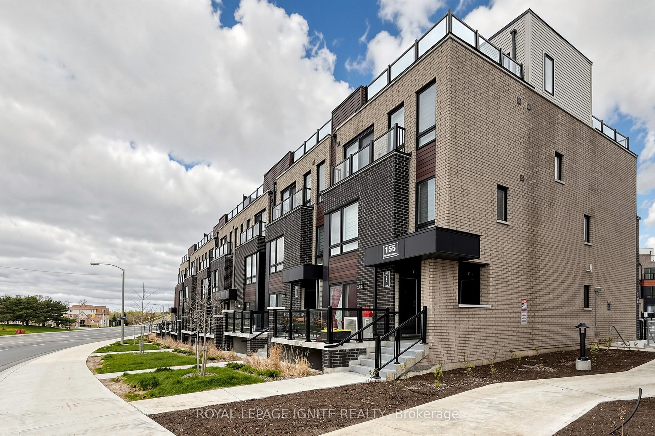 155 Tapscott Road 22, Toronto, ON M1B 0E8