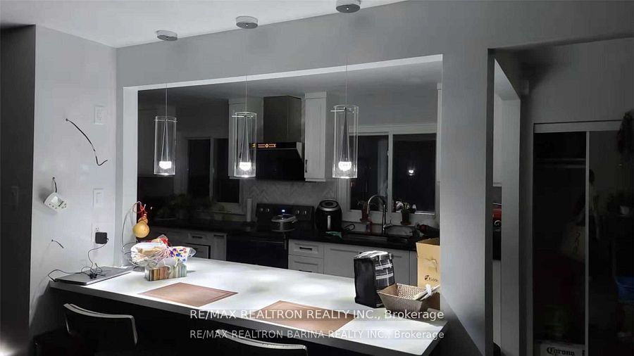 157 Darlingside Drive, Toronto, ON M1E 3P4 photo 5