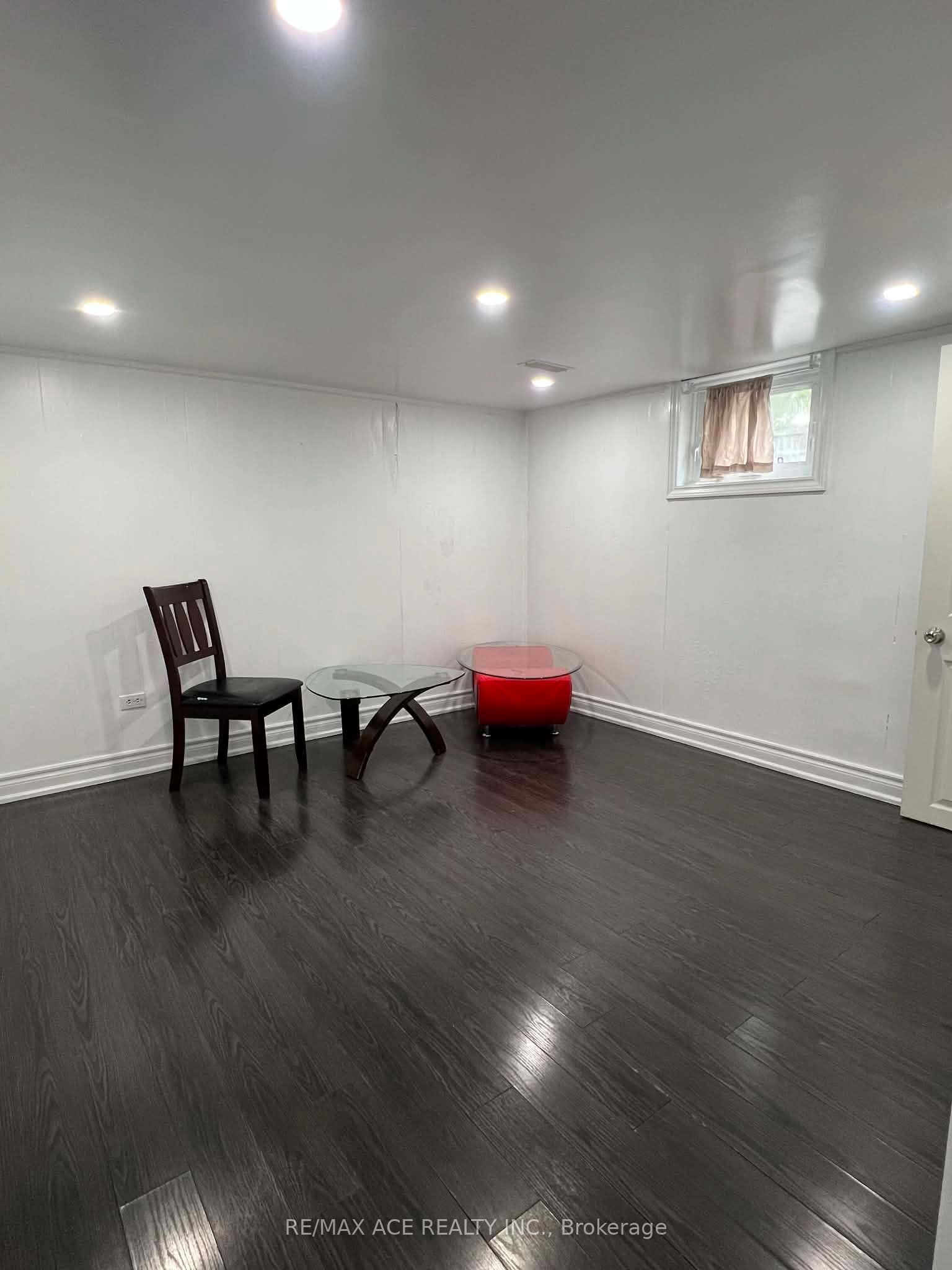 38 Celeste Drive Bsmt, Toronto, ON M1E 2V1 photo 4