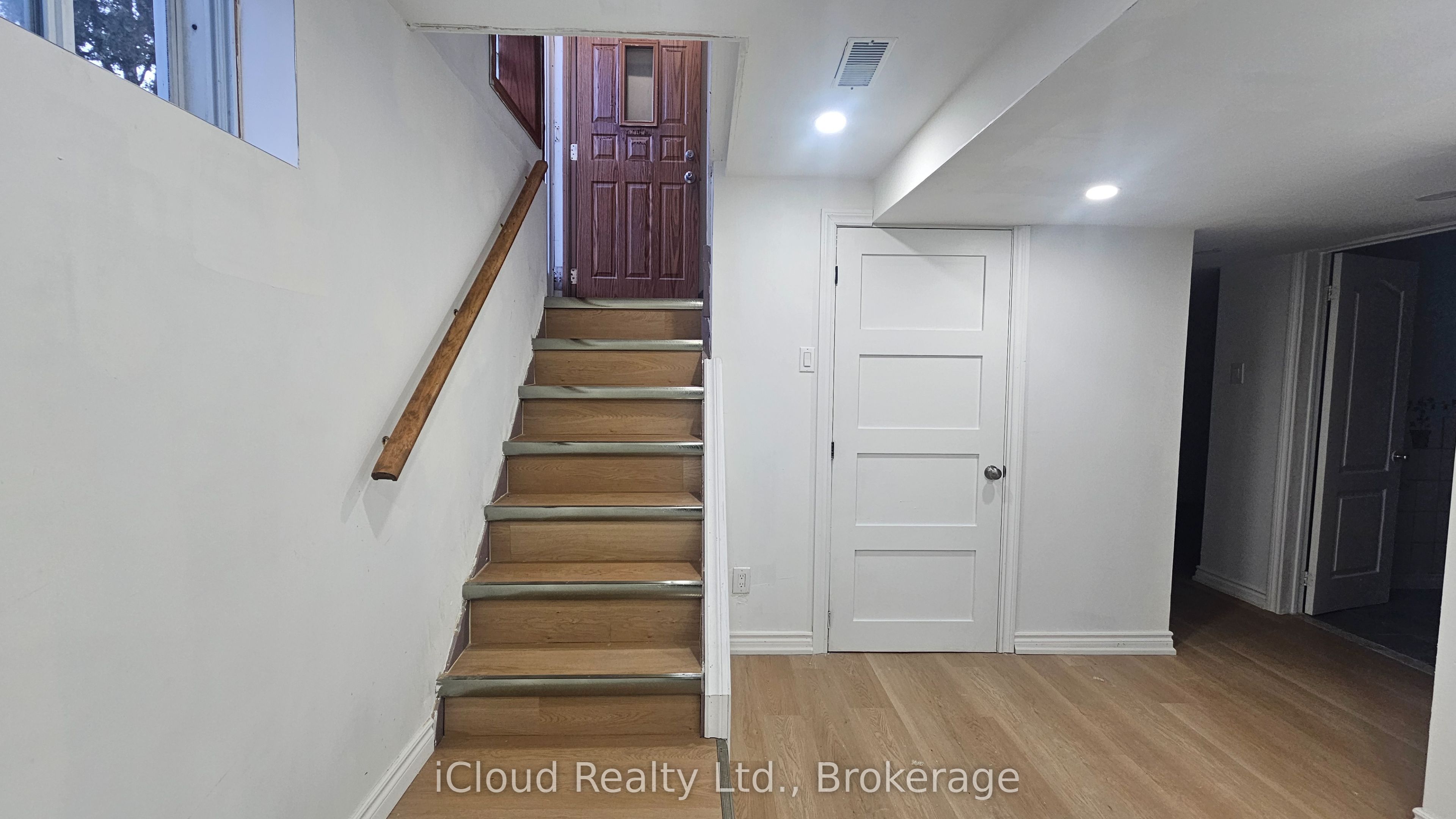 32 Frey Crescent Basement, Toronto, ON M1R 2C6 photo 3