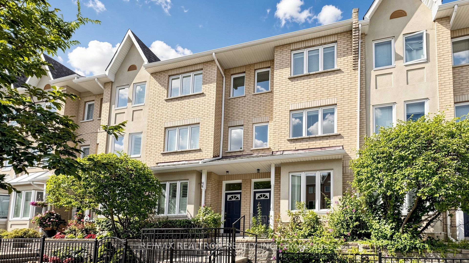 28 Rosebank Drive 610, Toronto, ON M1B 5Z1 photo 3