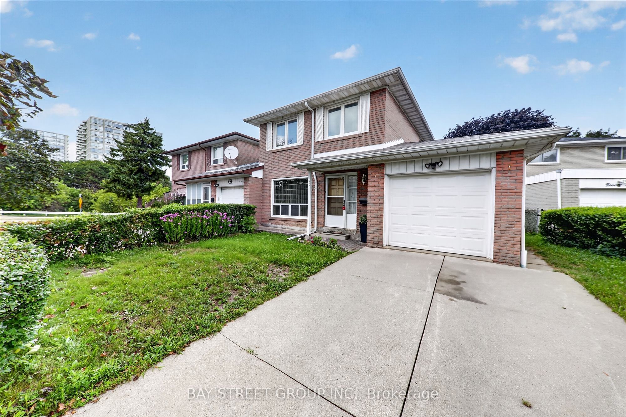 95 TINETA Crescent, Toronto, ON M1S 2Y5 photo 3