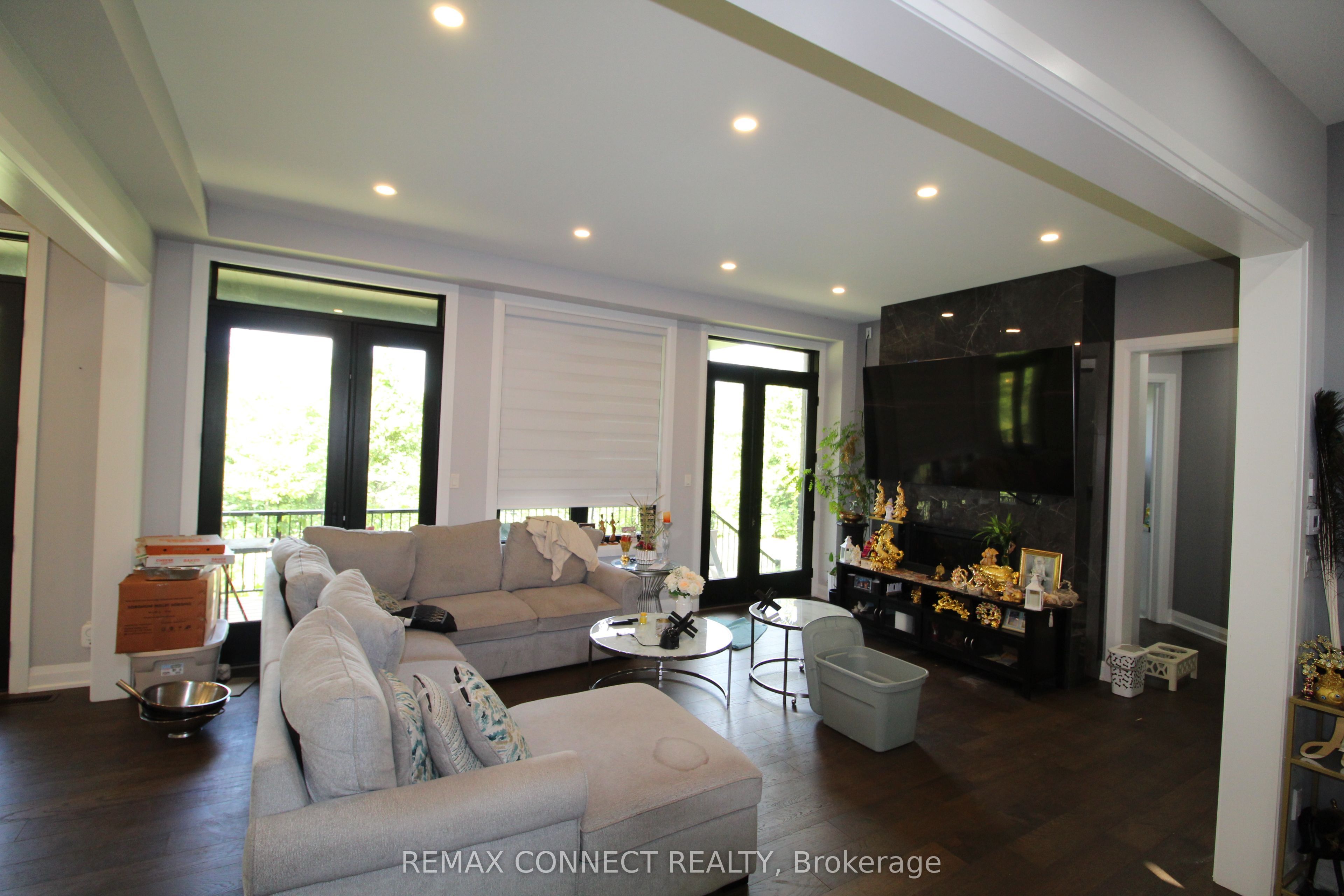 4 Tidmarsh Lane, Ajax, ON L1T 4S1 photo 4