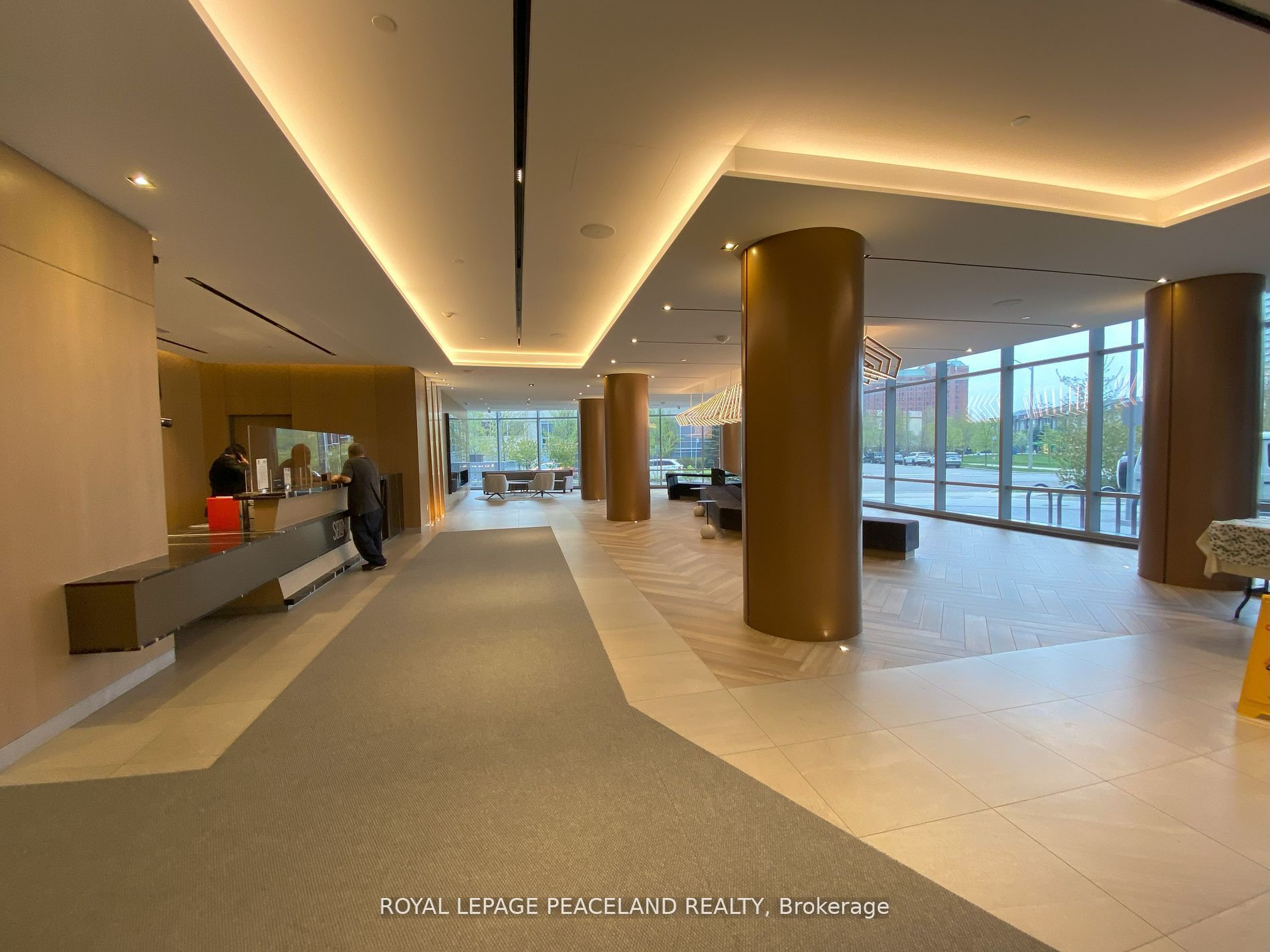 225 Village Green Square 410, Toronto, ON M1S 0L3 photo 2