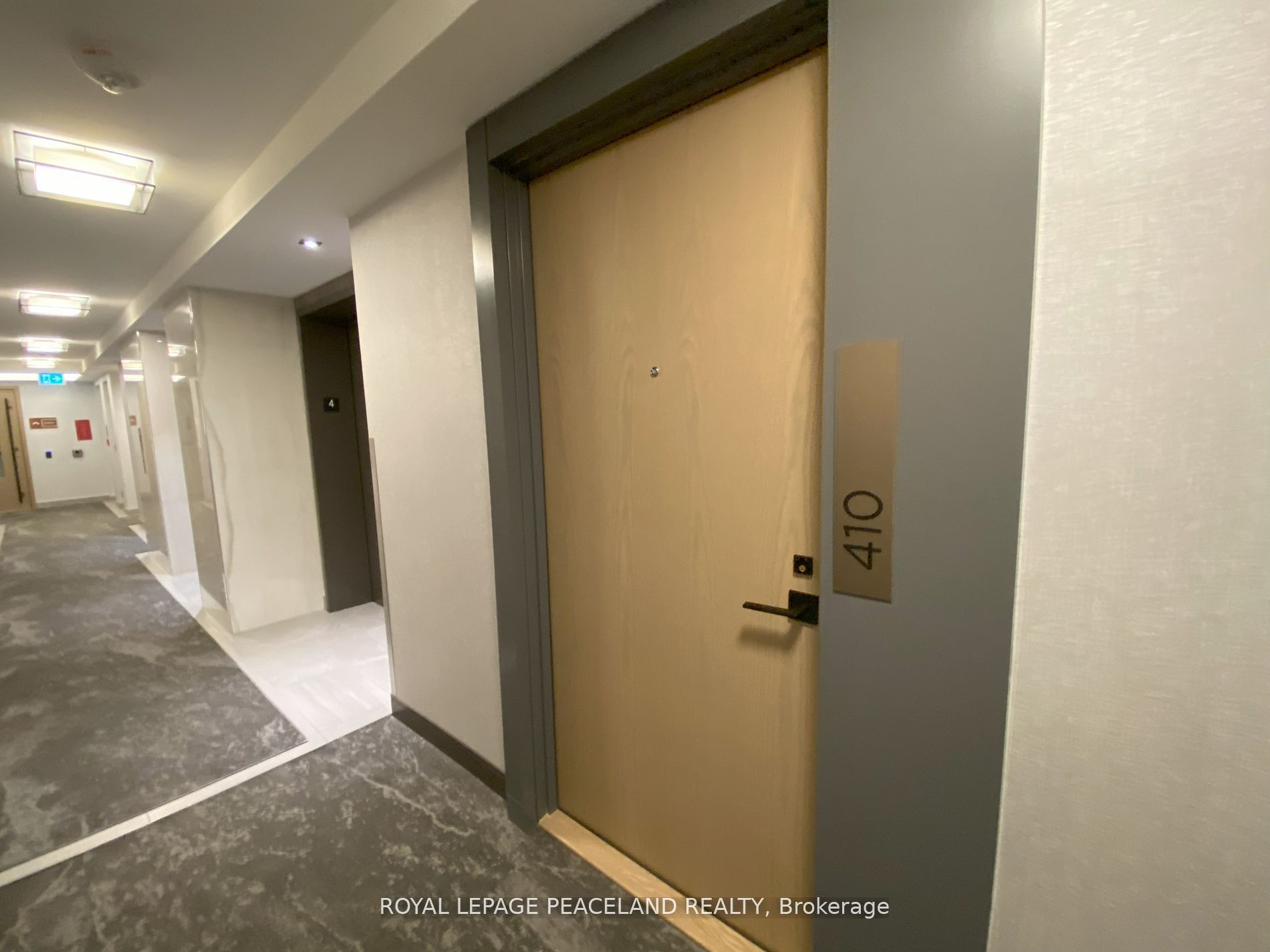 225 Village Green Square 410, Toronto, ON M1S 0L3 photo 4