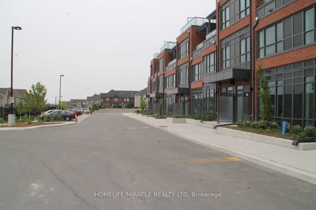 48 Alpine Symphony Path, Oshawa, ON L1L 0P9 photo 3