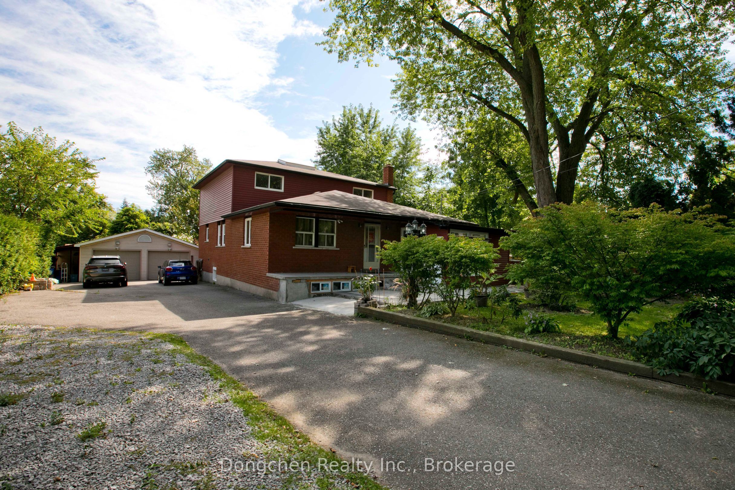 603 Park Cres Crescent E, Pickering, ON L1W 2E1 photo 3