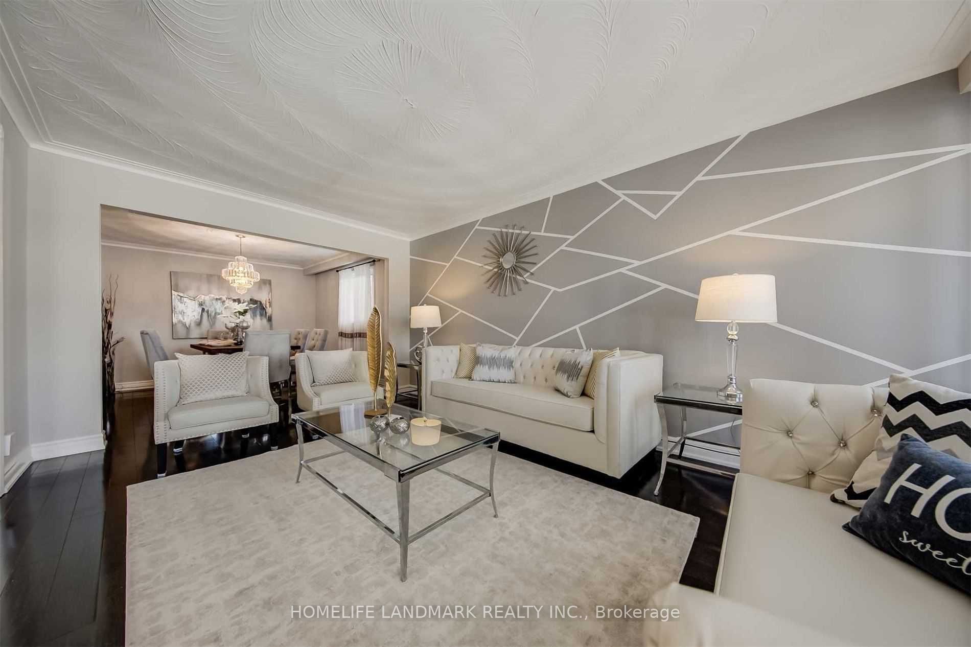 2 Crayford Drive, Toronto, ON M1W 3B6 photo 3