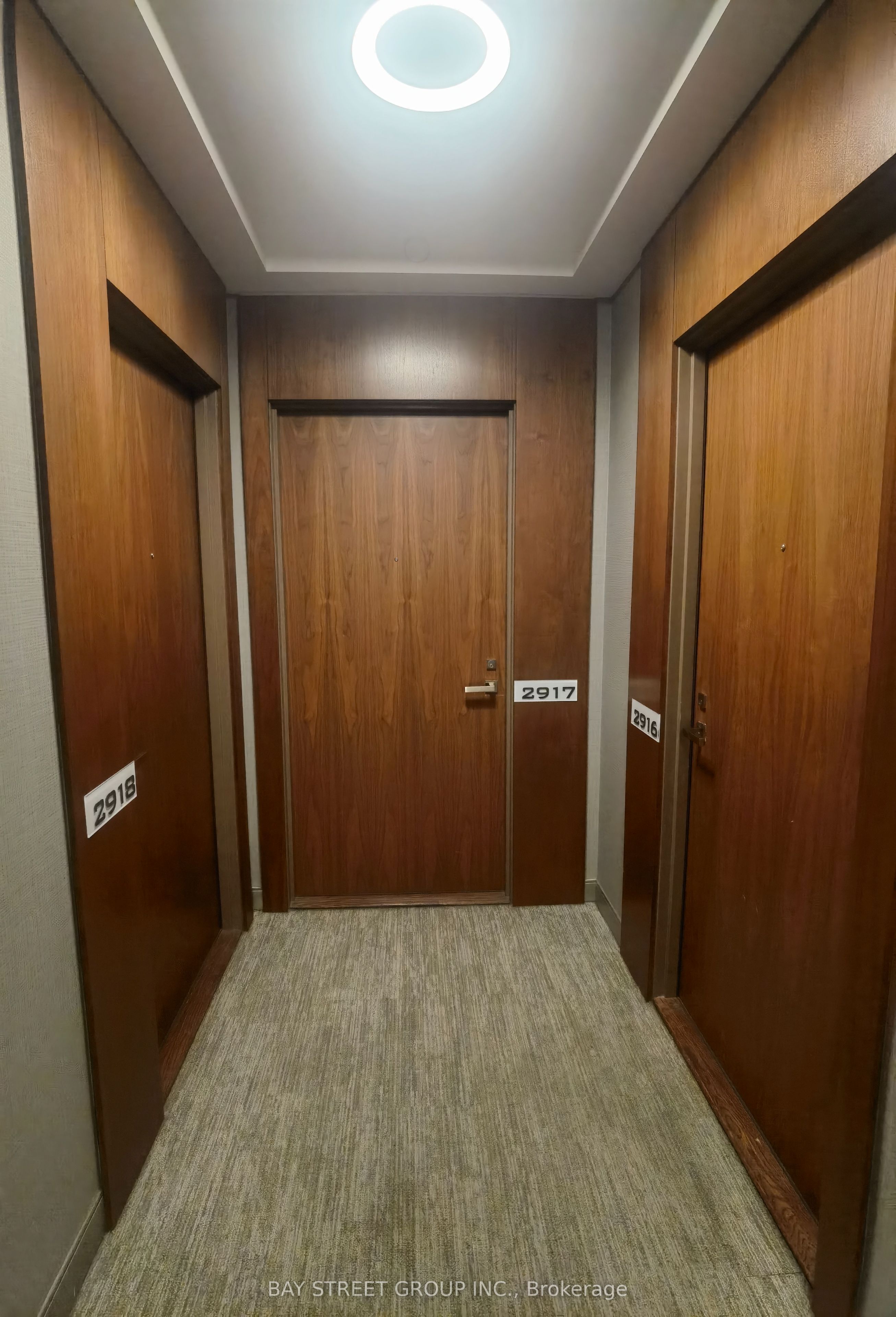 275 Village Green Square 2917, Toronto, ON M1S 0L8 photo 4