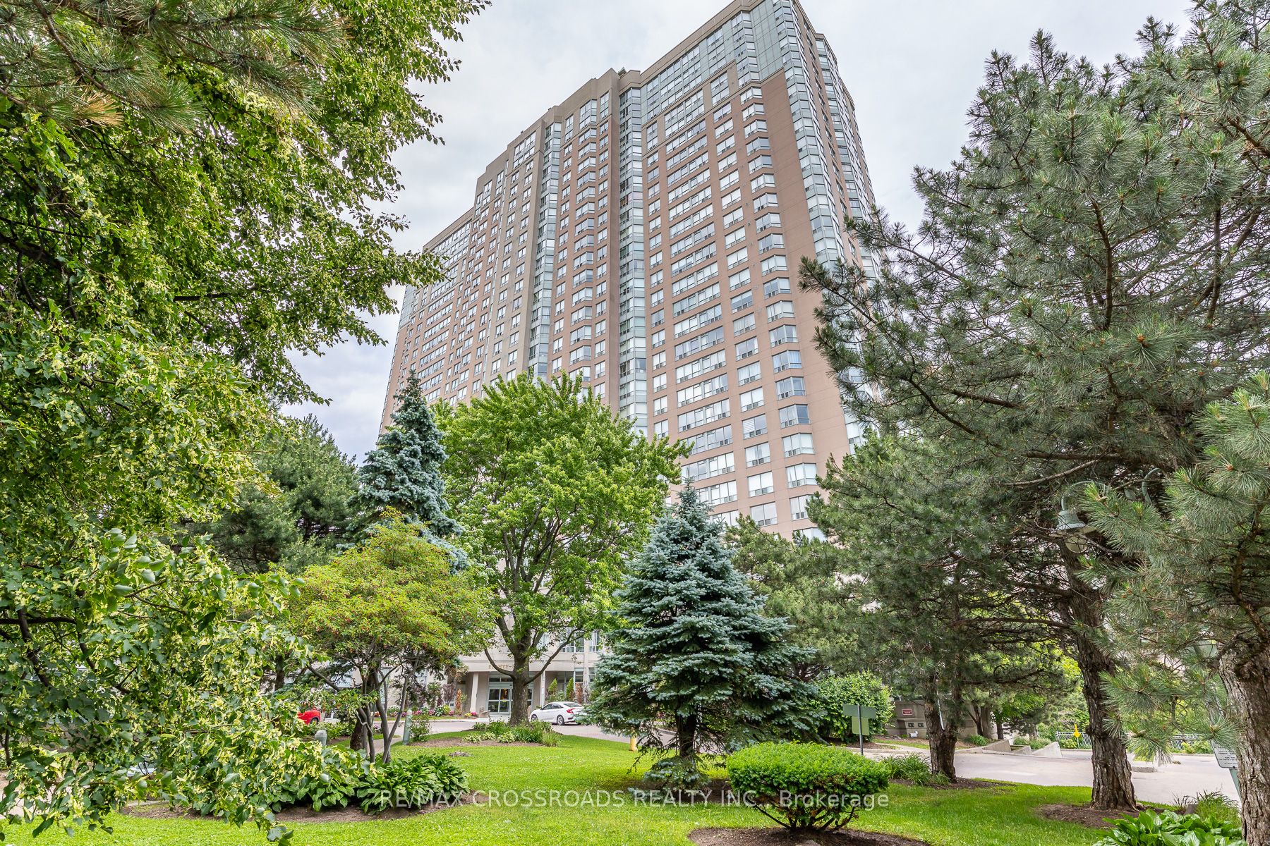 88 Corporate Drive 1404, Toronto, ON M1H 3G6