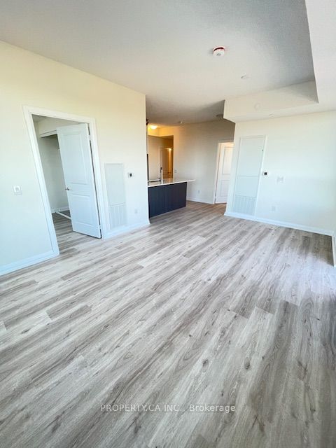 3270 Sheppard Avenue E 2222, Toronto, ON M1T 3K3 photo 2