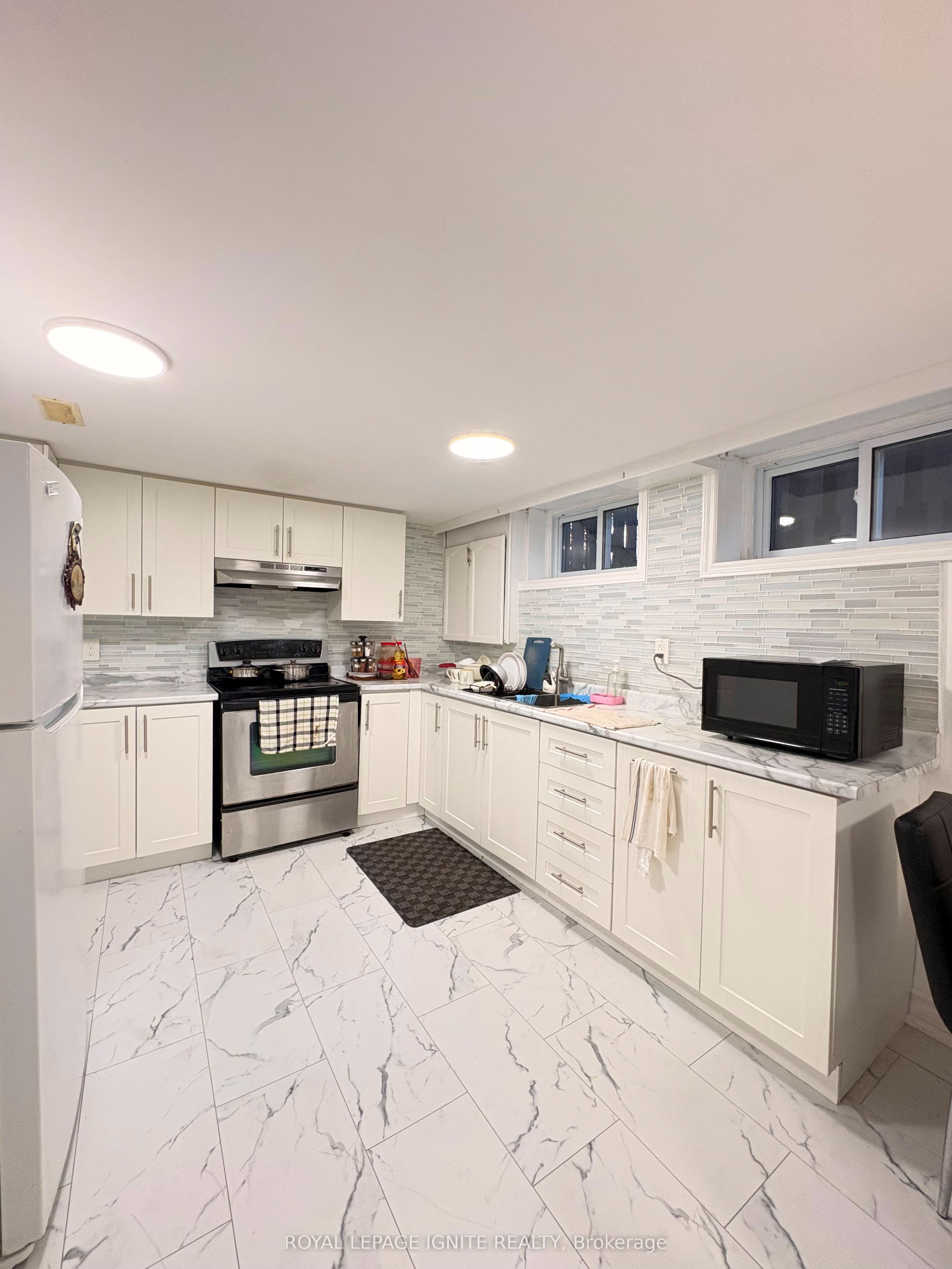 7 Marlena Drive Bsmt, Toronto, ON M1E 2Y9 photo 2