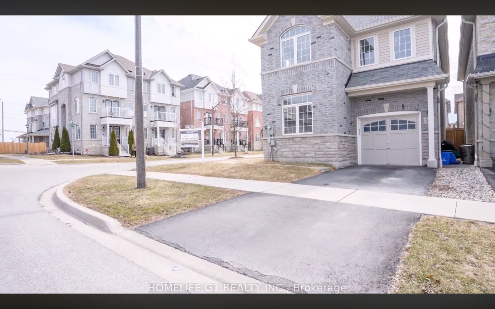 25 Hornett Way, Ajax, ON L1Z 0K6 photo 5