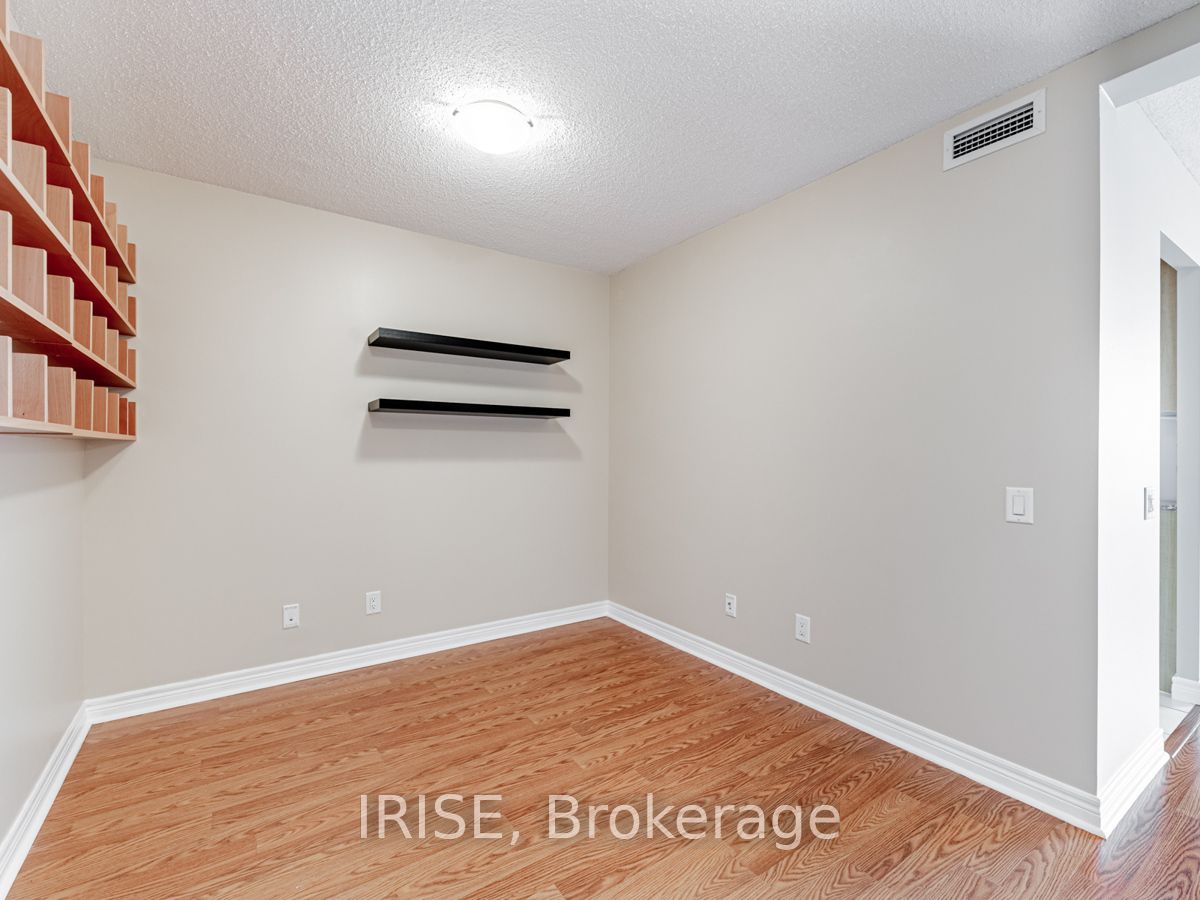 83 Borough Drive 715, Toronto, ON M1P 5E4 photo 3