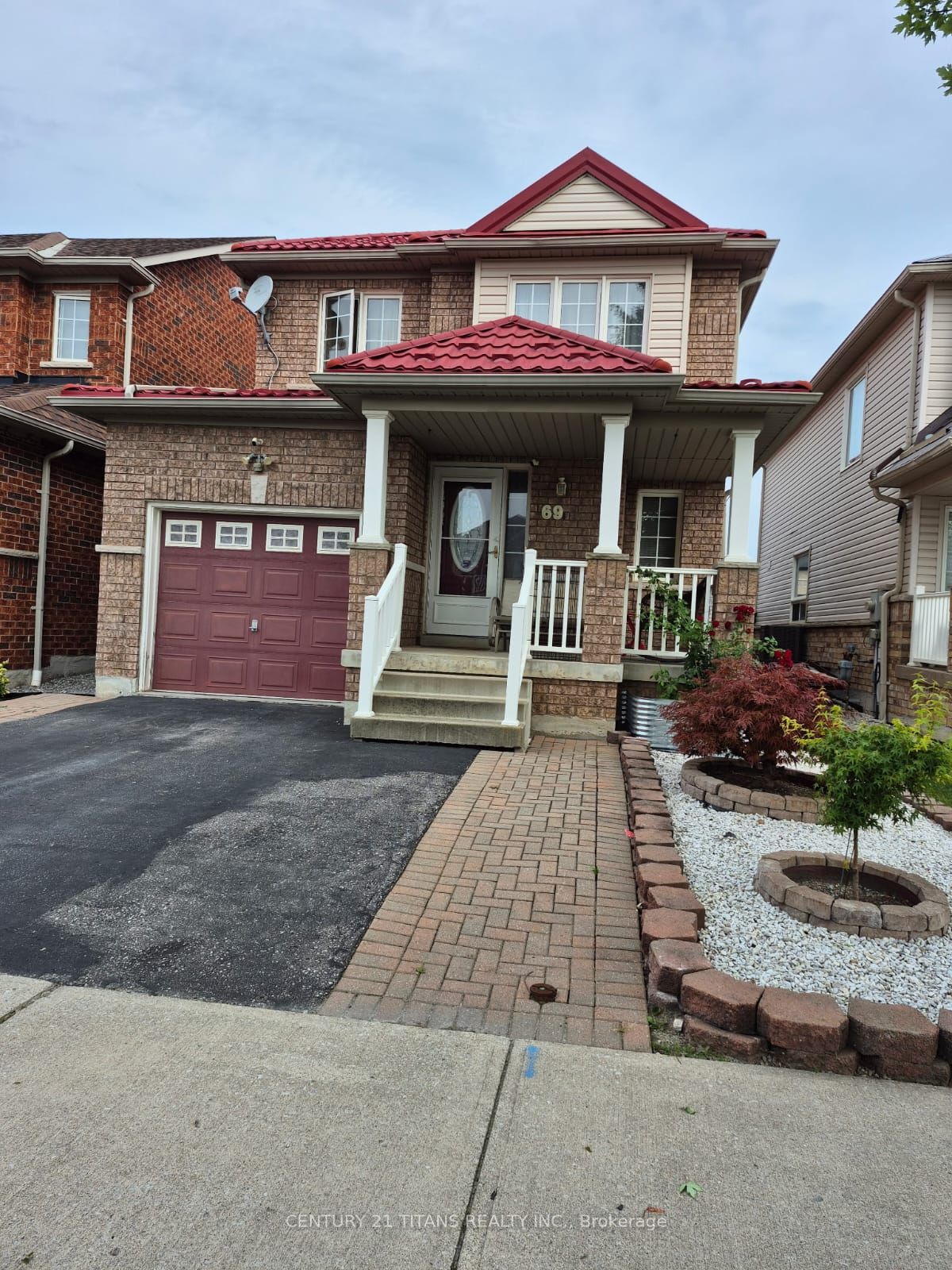 69 Rampart Crescent, Whitby, ON L1P 1T7 photo 3
