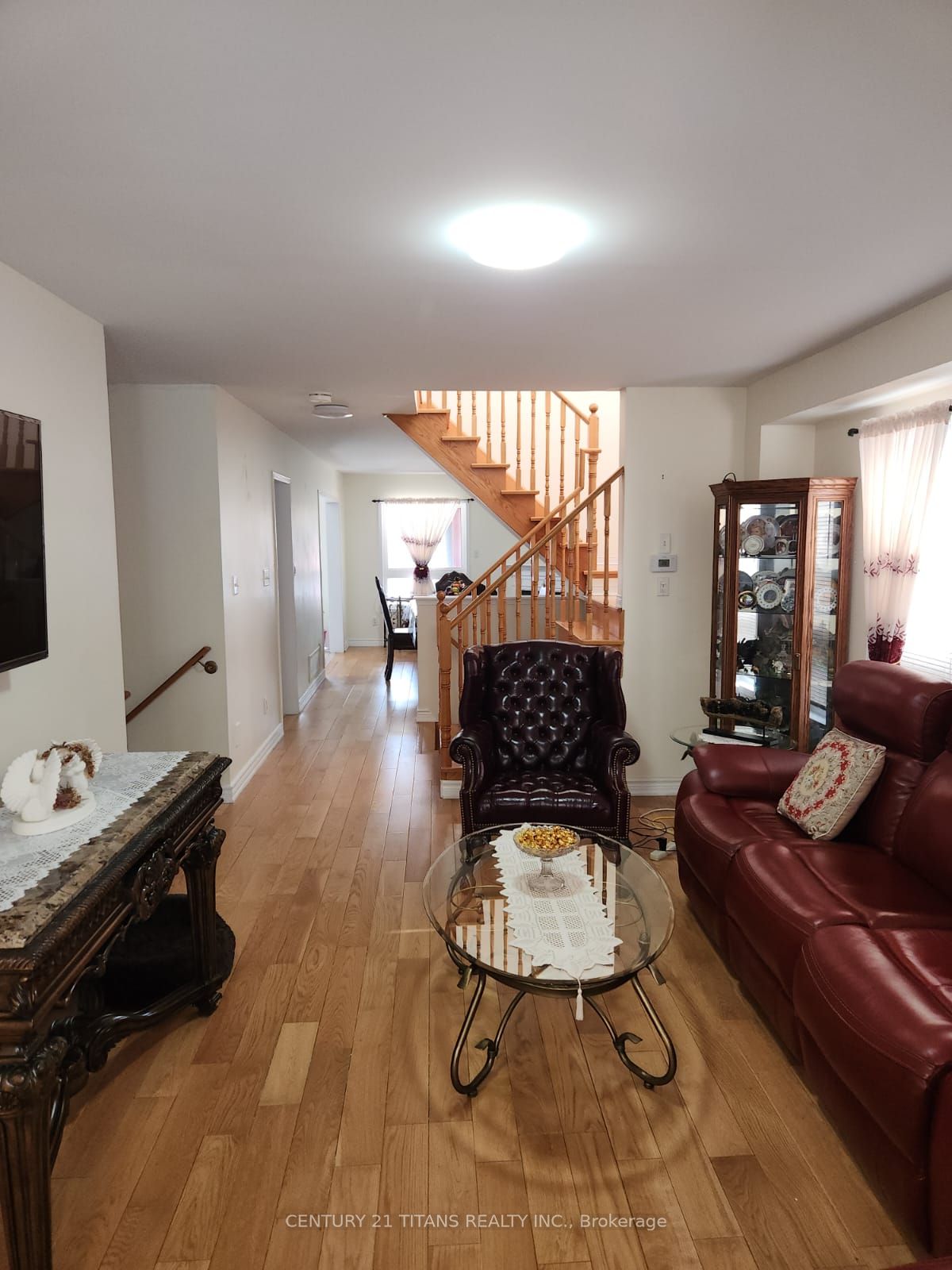 69 Rampart Crescent, Whitby, ON L1P 1T7 photo 4