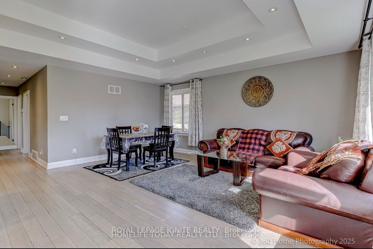 6 Greyabbey Trail, Toronto, ON M1E 1V7 photo 3