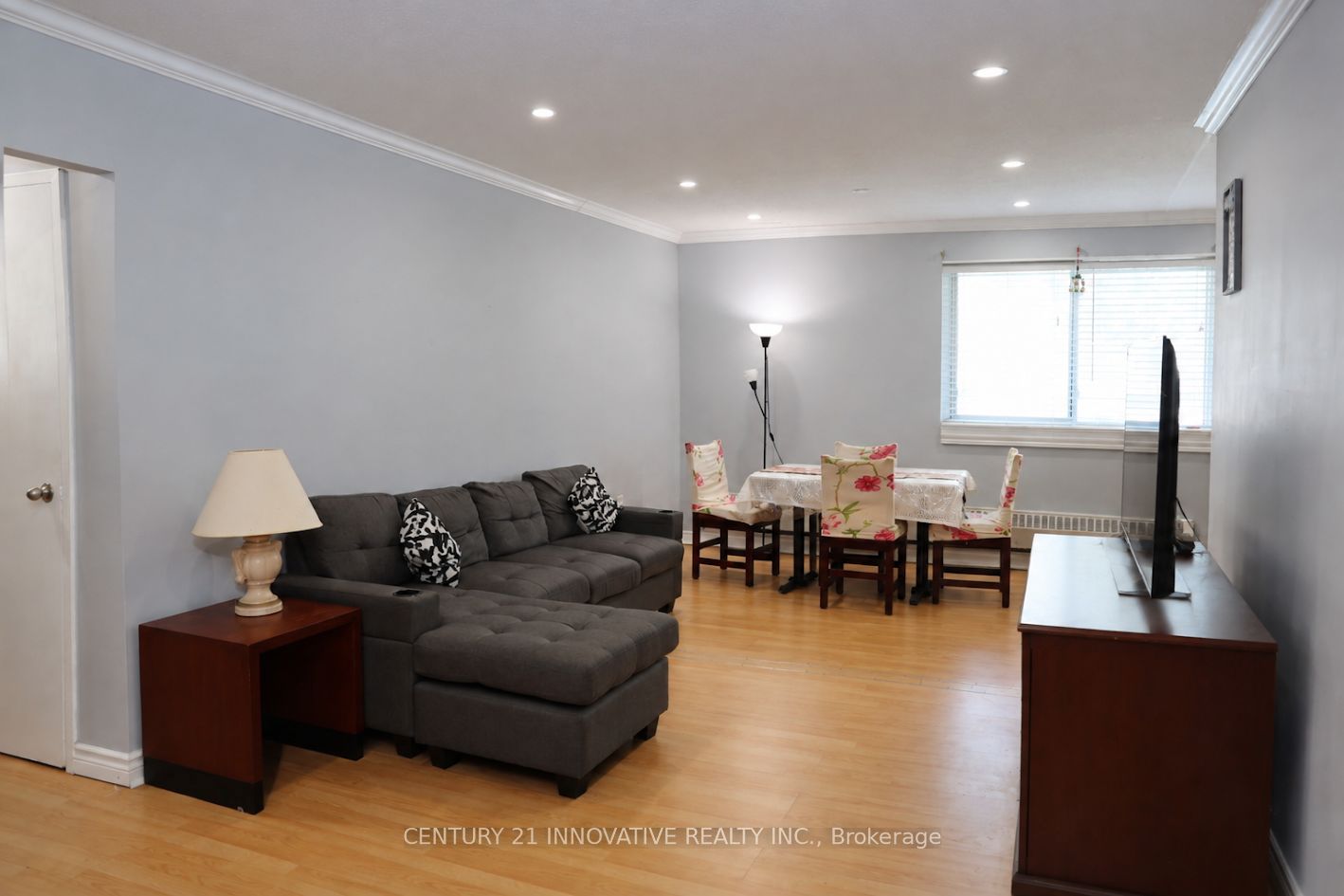 936 Glen Street 101, Oshawa, ON L1J 5Z7 photo 5