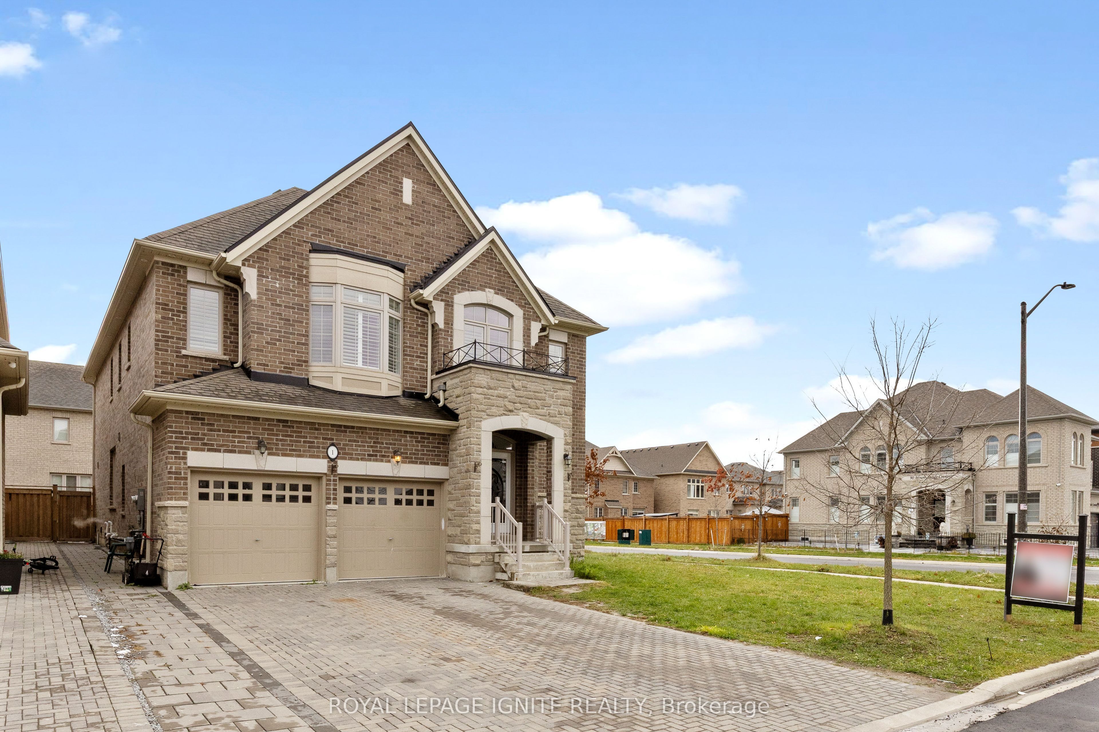 1 Morningstar Avenue, Whitby, ON L1R 0P2 photo 4