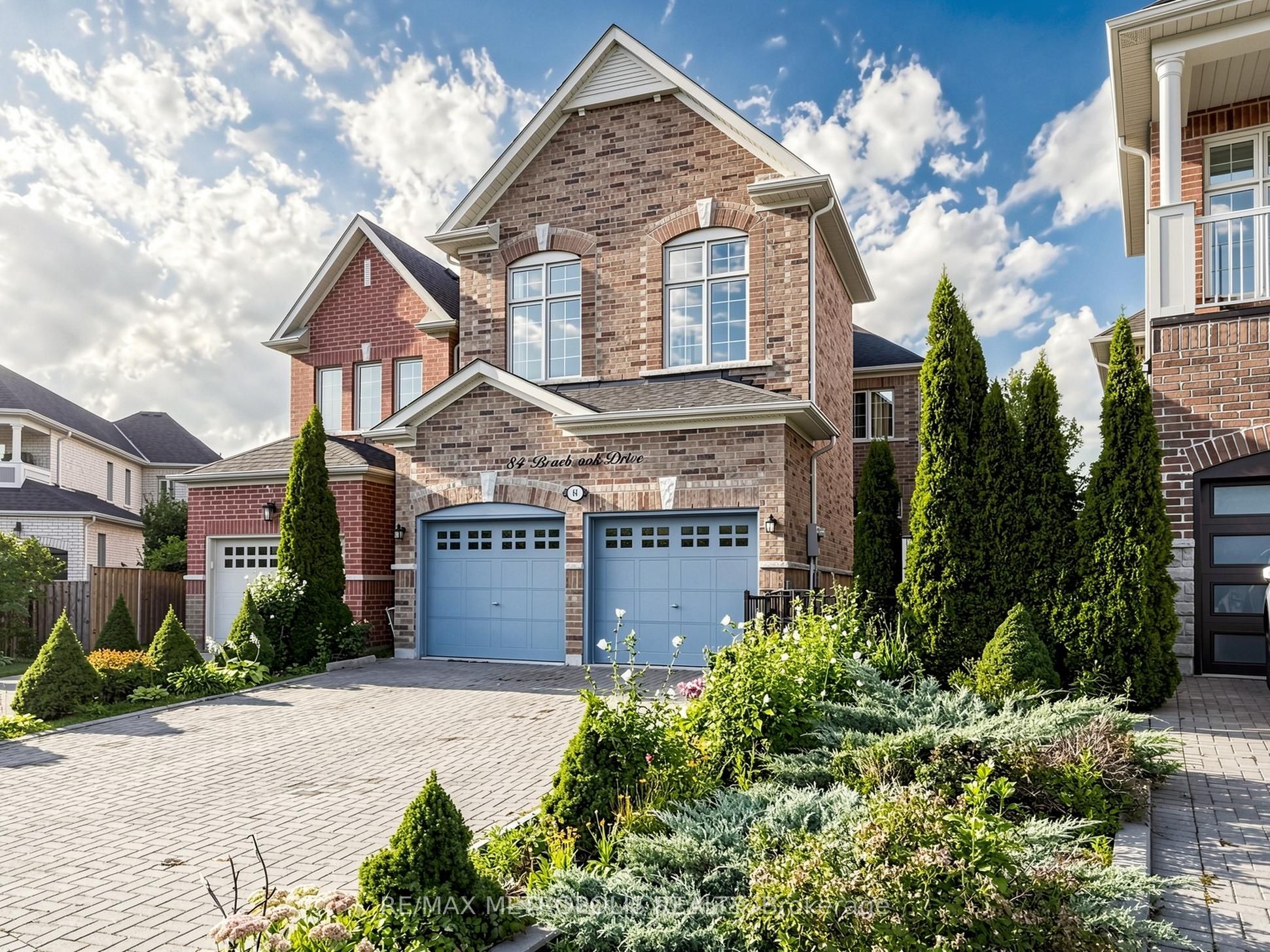 84 Braebrook Drive, Whitby, ON L1R 0M9 photo 2