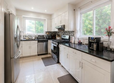 5 Collingsbrook Boulevard, Toronto, ON M1W 1L5 photo 4