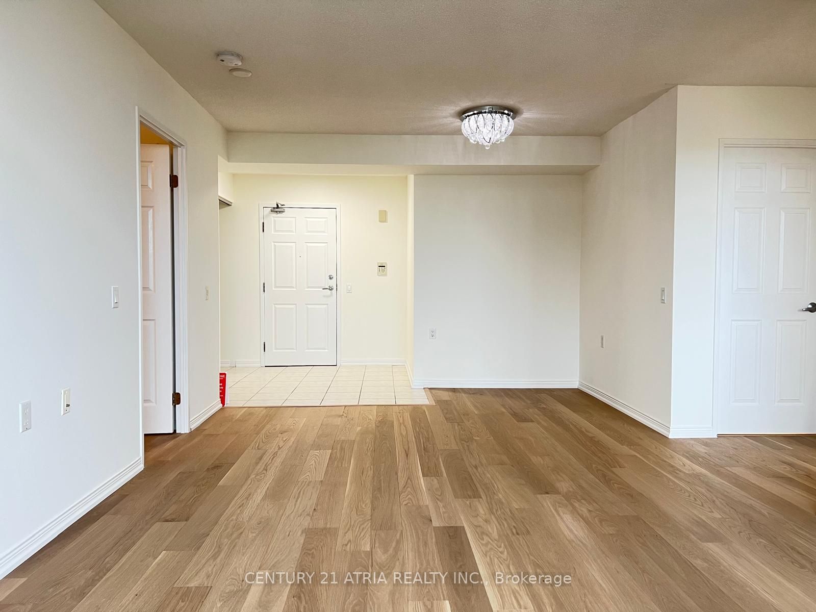 2800 Warden Avenue 904, Toronto, ON M1W 3Z6 photo 5