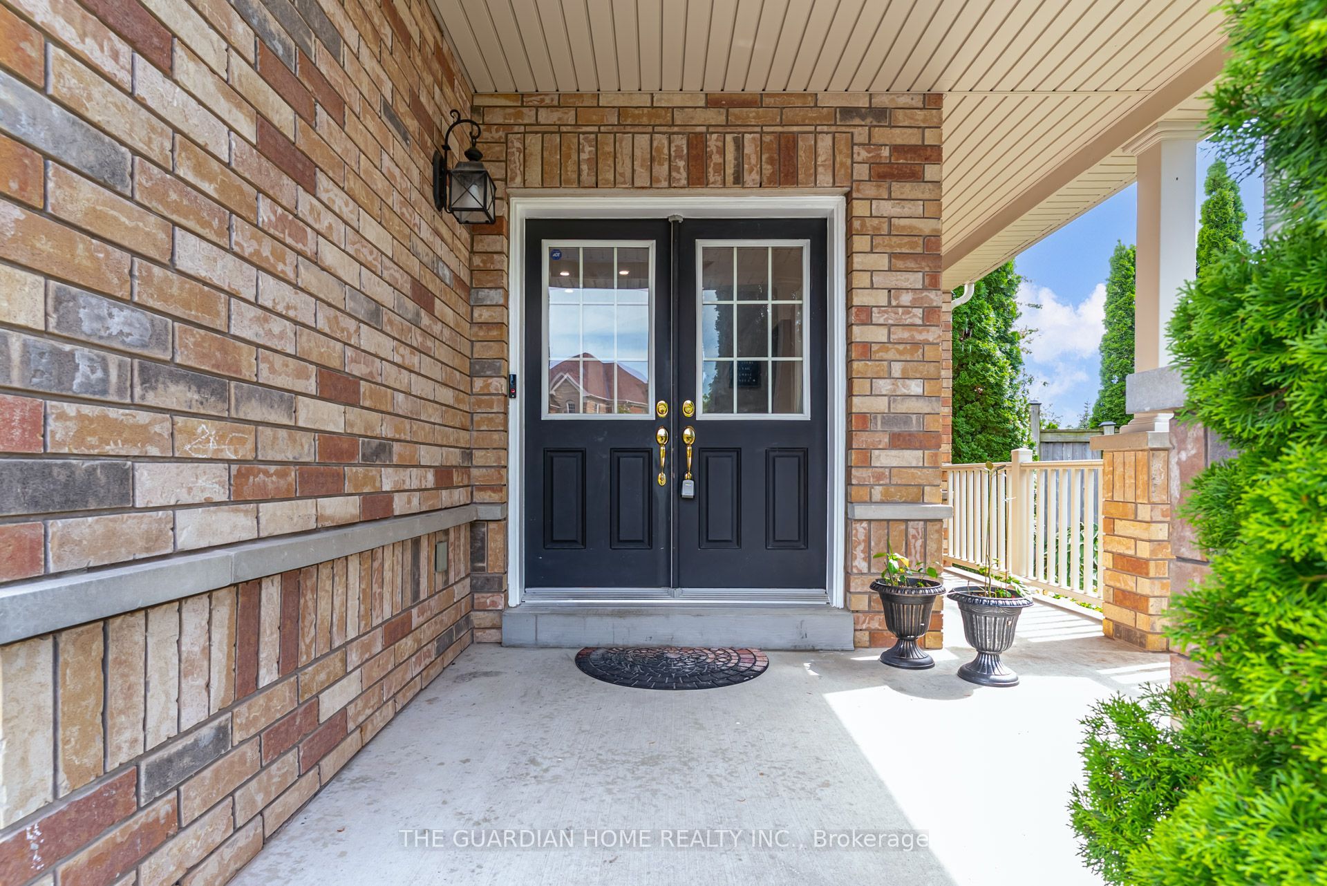 1214 Harlstone Crescent, Oshawa, ON L1K 0J2 photo 2
