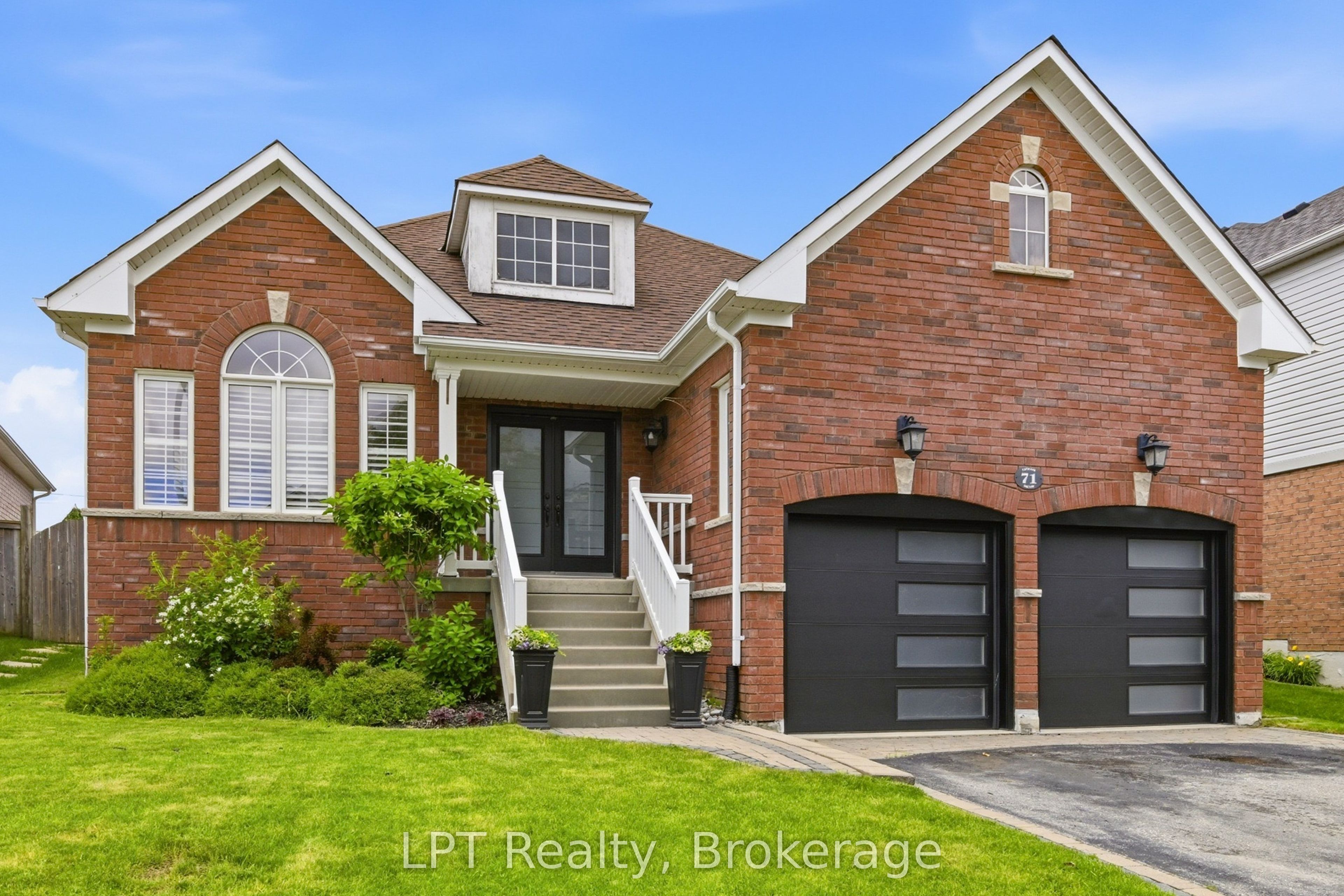 111 Lunney Crescent, Clarington, ON L1C 5N9
