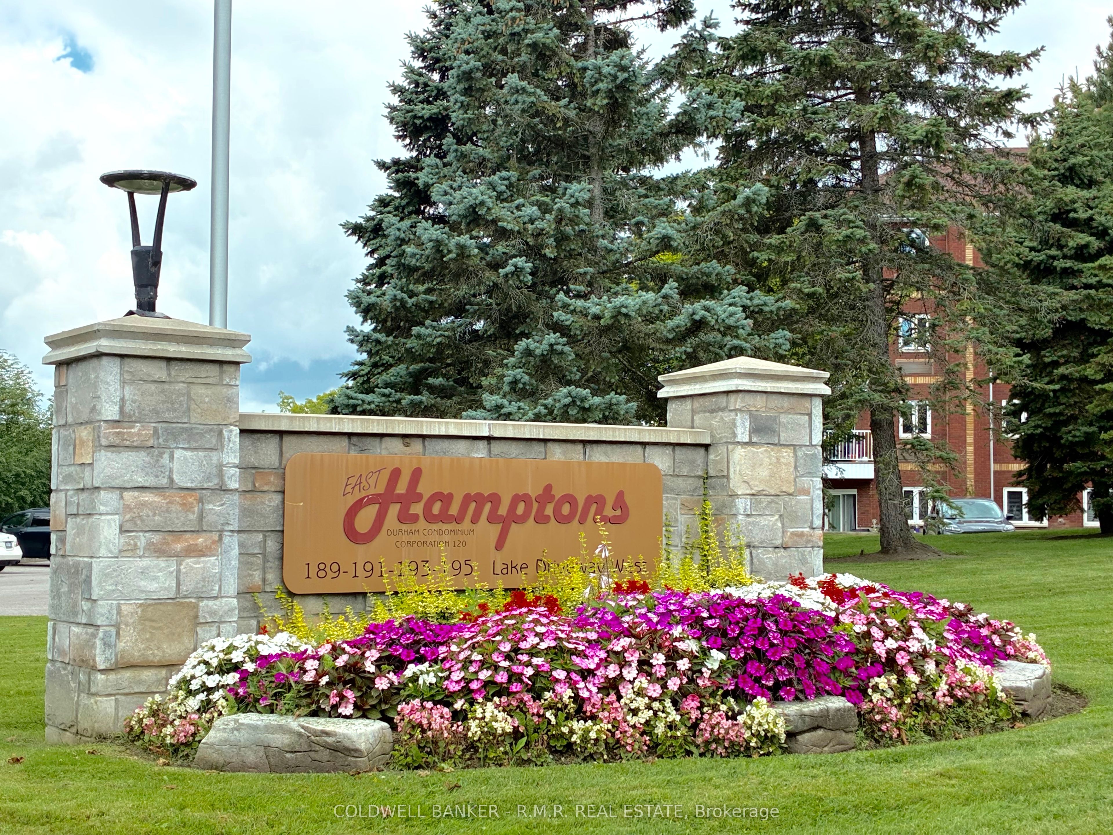 189 Lake Driveway West W 403, Ajax, ON L1S 7J1