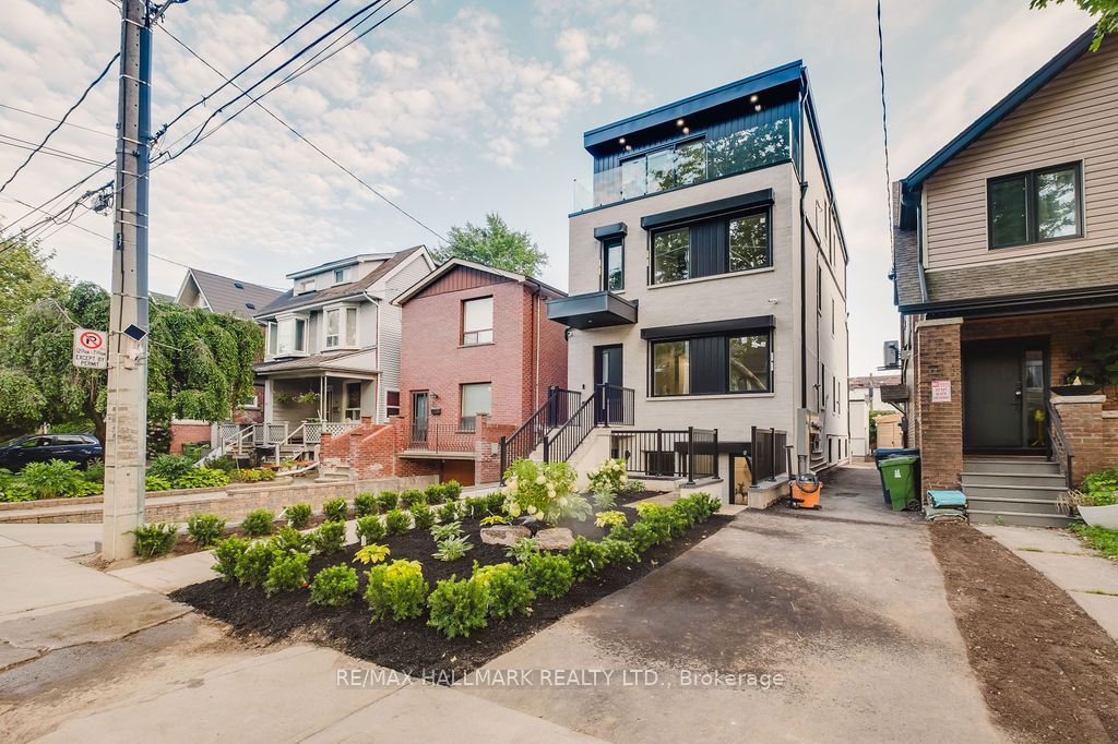 37 Milverton Boulevard Lower, Toronto, ON M4J 1T5 photo 2
