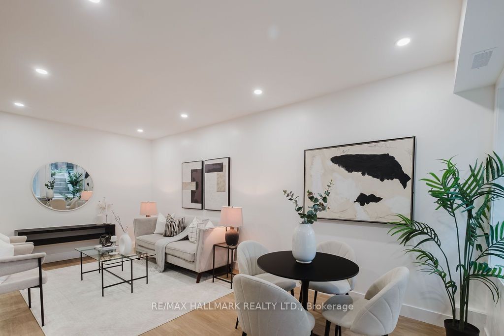 37 Milverton Boulevard Lower, Toronto, ON M4J 1T5 photo 4