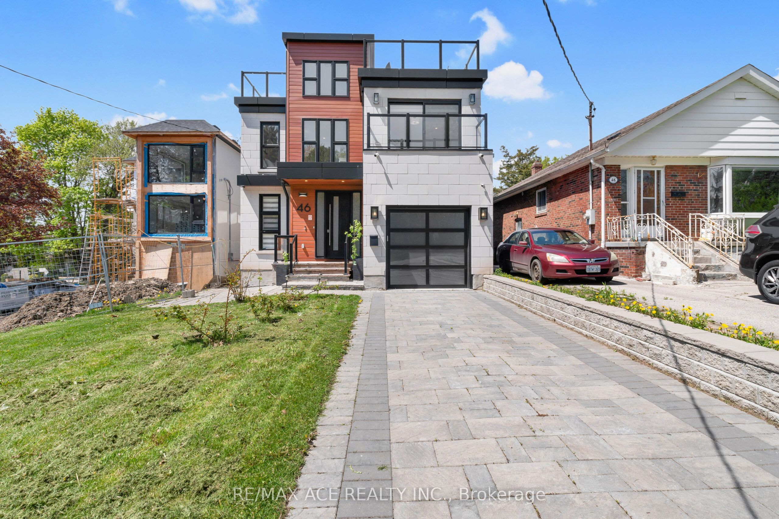 46 Sunnypoint Crescent, Toronto, ON M1M 1B9