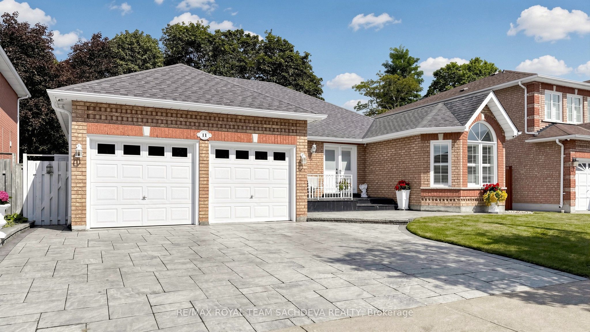 11 Devonridge Crescent, Toronto, ON M1C 5A5 photo 2