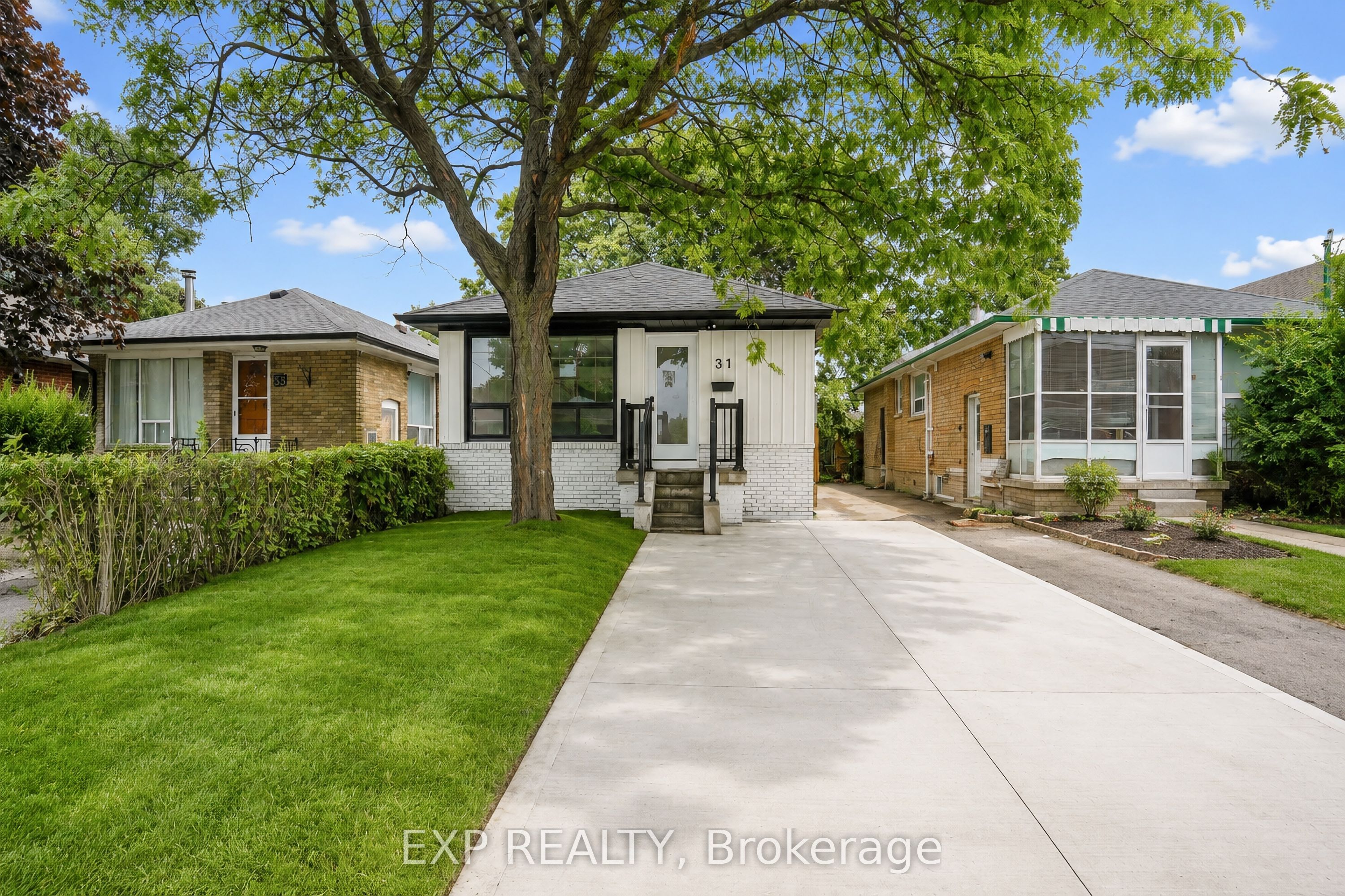 31A Laurel Avenue, Toronto, ON M1K 3J3 photo 2